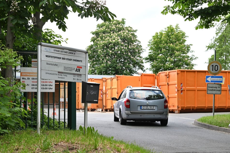 Werden auf dem ASR-Wertstoffhof an der Straße Usti nad Labem in Kappel bald auch Alttextilien angenommen?