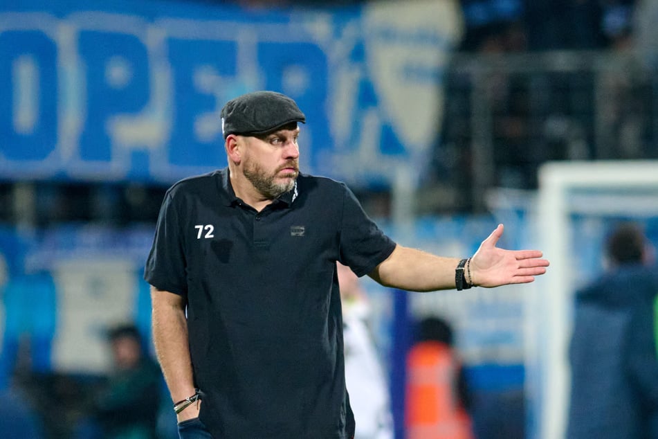 FC-Coach Steffen Baumgart (51) hat viel Arbeit vor sich. Am Samstag erkämpfte sich seine Mannschaft in Bochum immerhin einen Punkt.