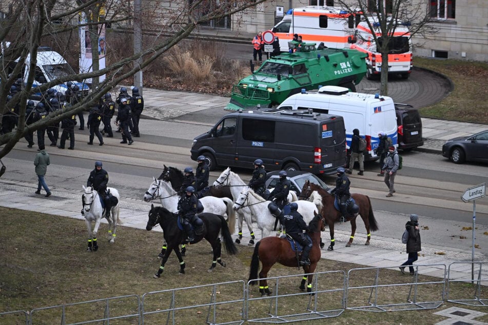 Die Polizei konnte sämtliche Blockade- und Durchbruchsversuche unterbinden.