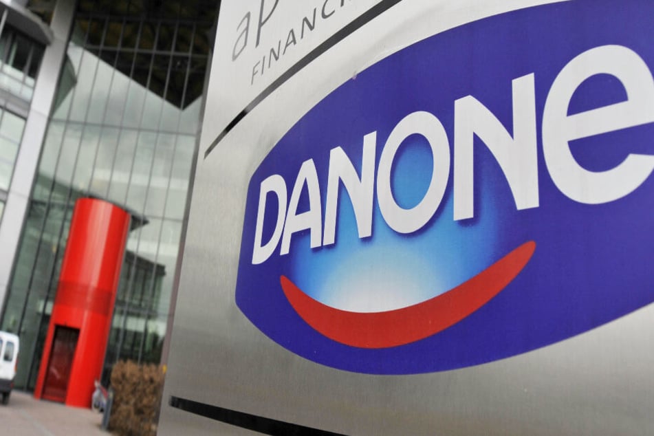 Der französische Lebensmittelkonzern Danone schließt ein Joghurt-Werk in Deutschland. (Symbolbild)