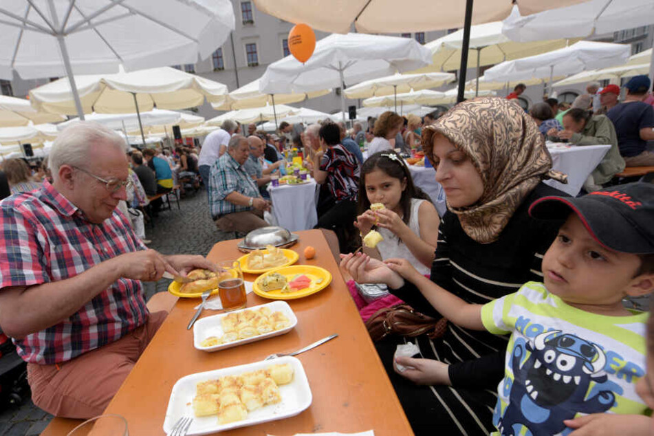 Das Friedensfest ist ein bundesweit einmaliger städtischer Feiertag, an dem die Fabriken, Geschäfte und Büros in Augsburg geschlossen bleiben. (Archivbild)