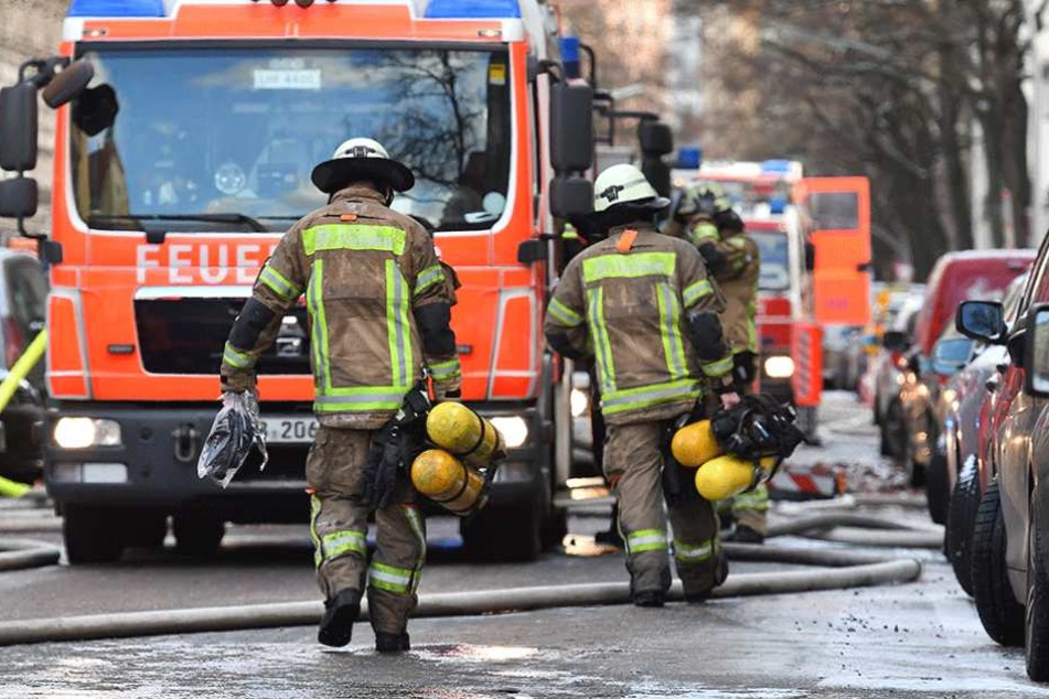Die Kameraden der Berliner Feuerwehr mussten so viele Überstunden machen, wie noch nie.