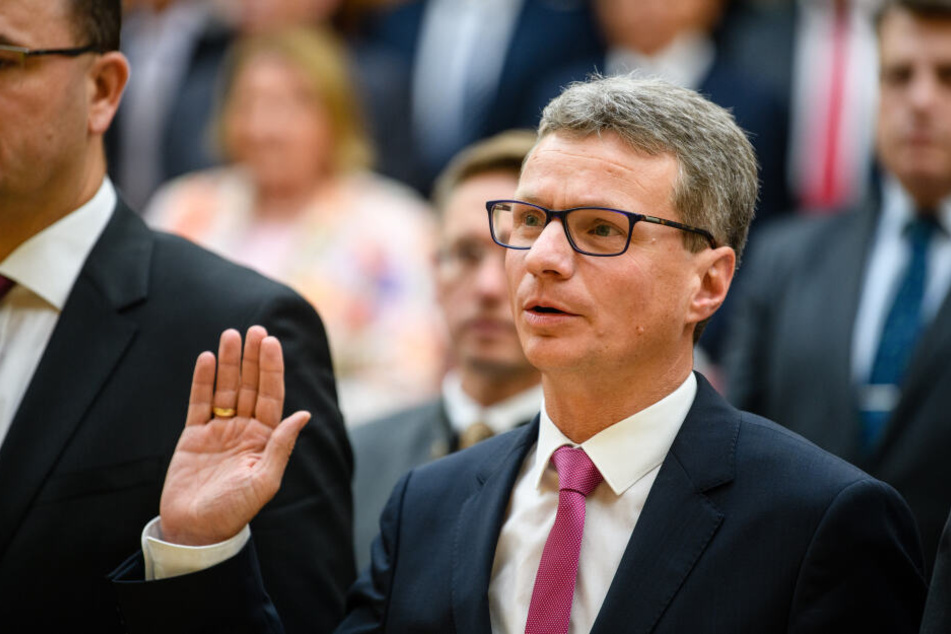 Wissenschaftsminister Bernd Sibler (CSU) bei seiner Vereidigung im bayerischen Kabinett. (Archivbild)