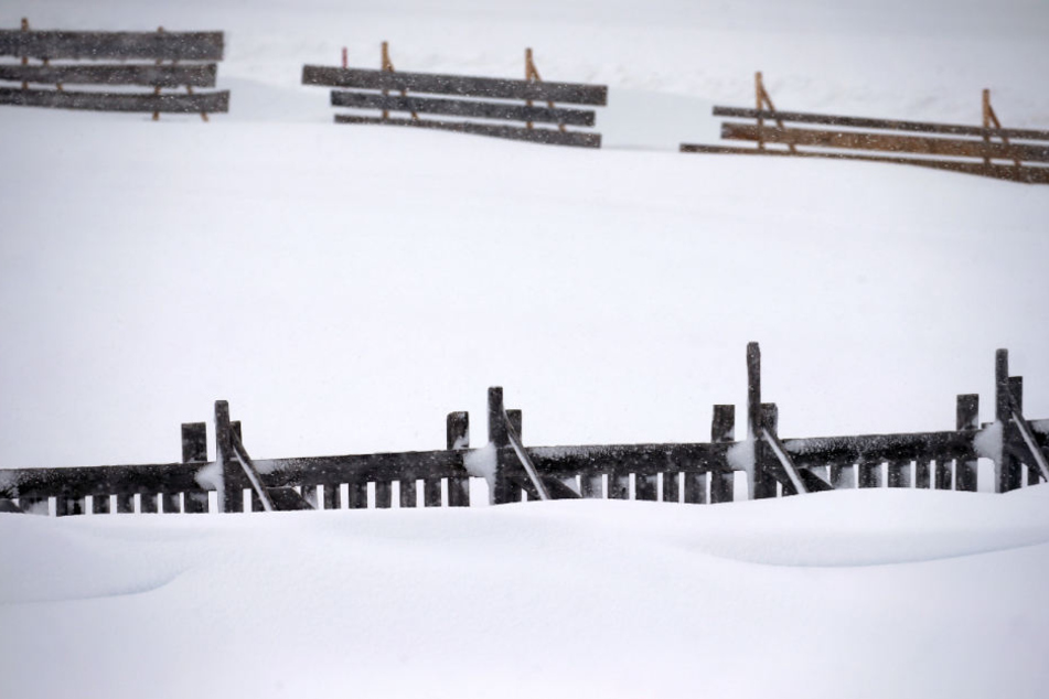 Rund 150 Zentimeter Neuschnee fielen in den letzten Tagen in der Region. (Symbolbild)