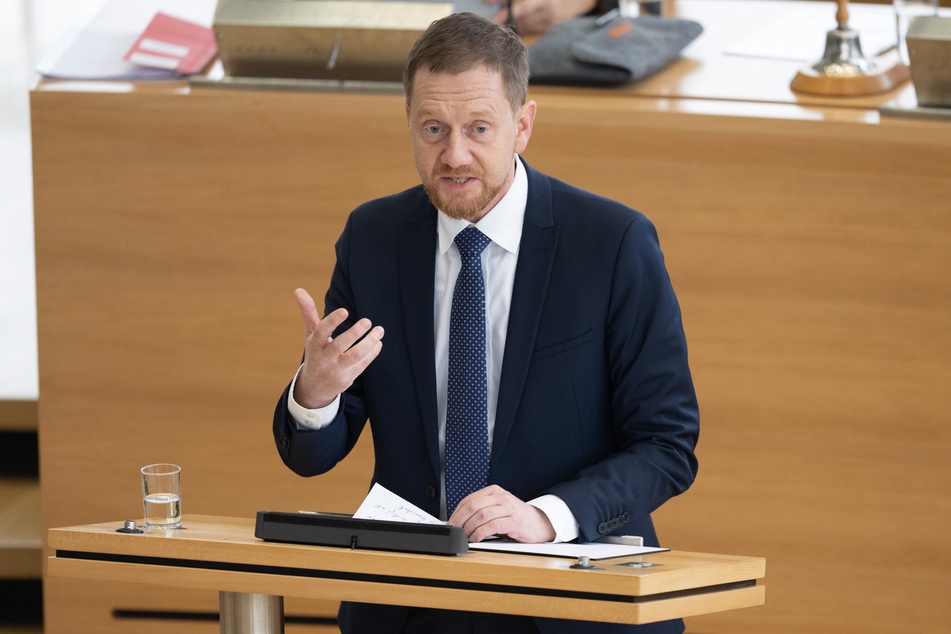 Ministerpräsident Michael Kretschmer (47, CDU) möchte mit dem neuen Rekord-Haushalt die Zukunft Sachsens sichern.