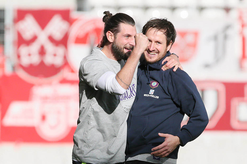 Seit September ein Team - und das recht erfolgreich: Cheftrainer Hannes Drews (r.) und Robin Lenk.