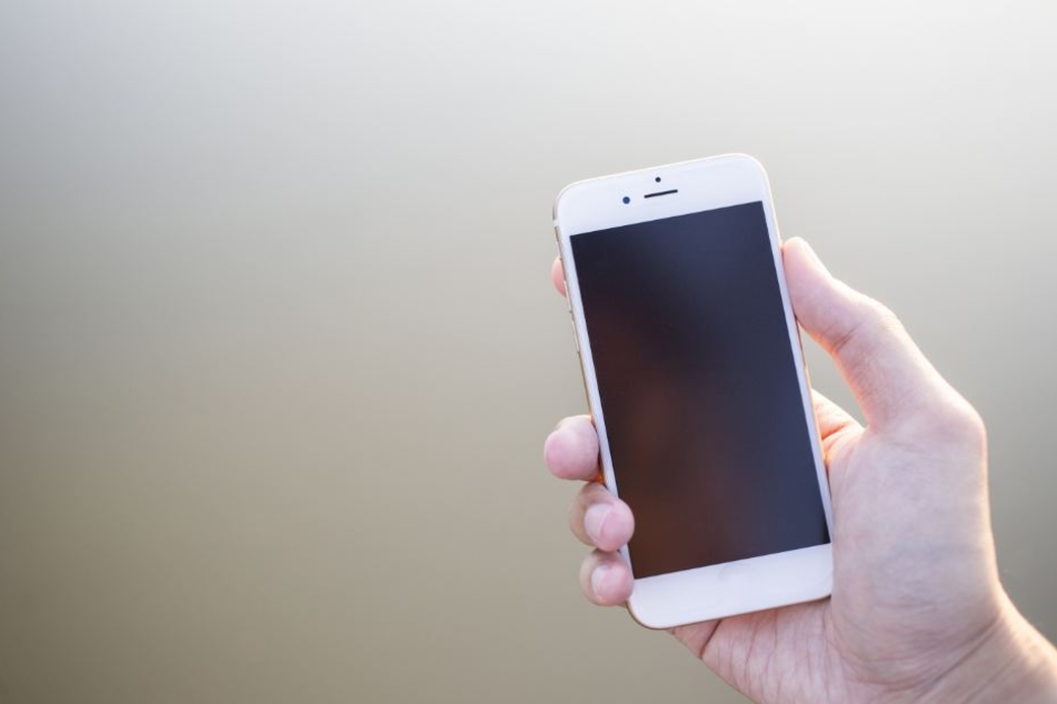Mit seinem Handy hatte der Junge das Video aufgenommen. (Symbolbild)