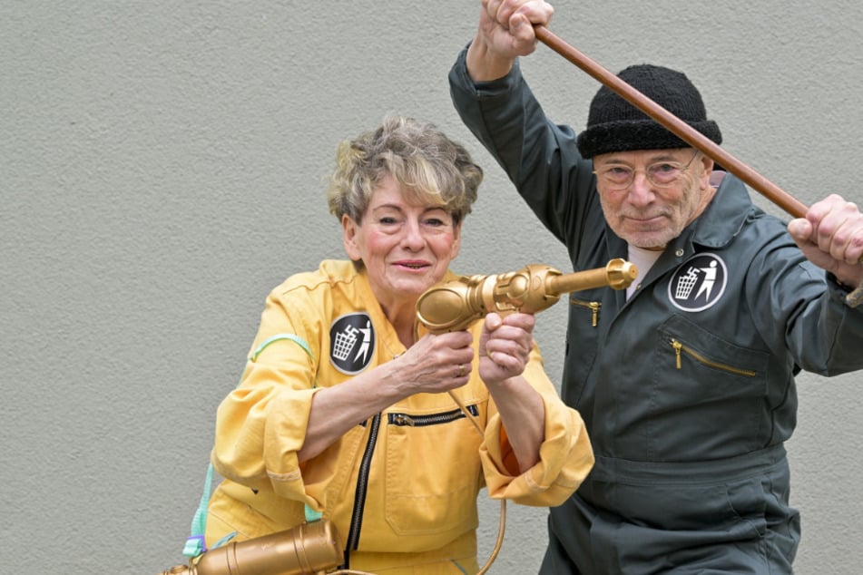 Eva Daßinnies und Jürgen Hahm werben um Senioren für "Apokalypse 2033".