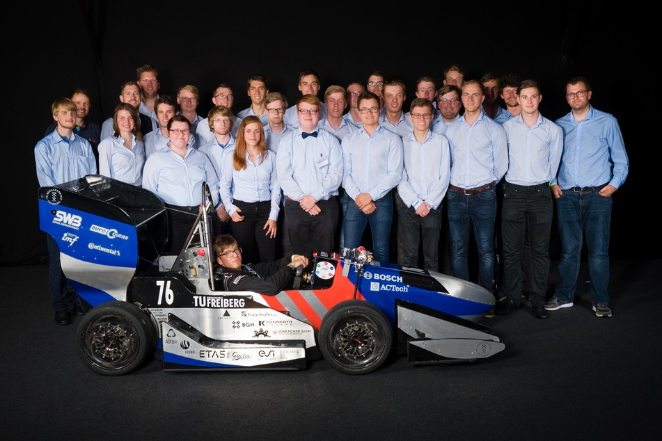 Zum Entwickler-Team der Freiberger Rennwagen gehören rund 50 Studenten.