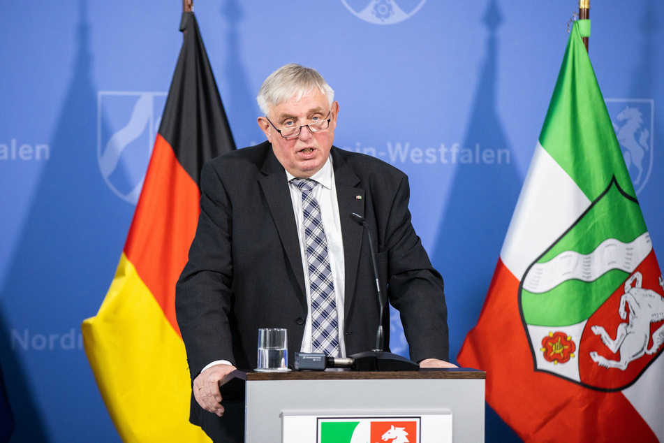 NRW-Arbeitsminister Karl-Josef Laumann setzt sich dafür ein, die Arbeitslosenversicherung für Soloselbstständige zu öffnen.
