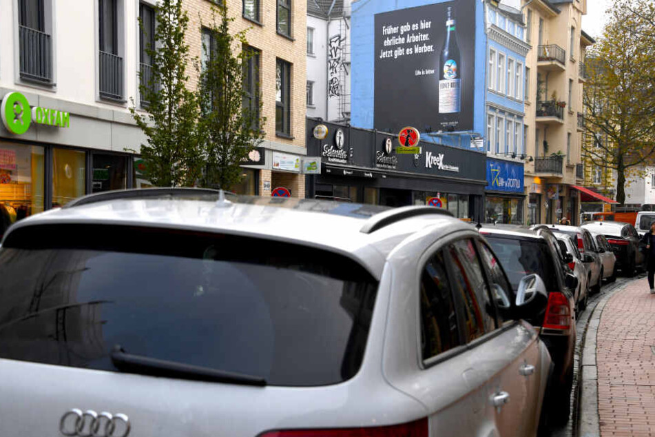 Bisher sind die kleinen, gewundenen Seitenstraßen in Ottensen oft zugeparkt. Überhaupt ist die Parkplatzsuche hier oft ein Albtraum.