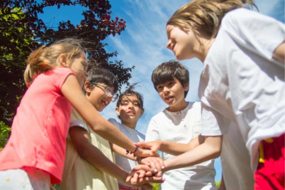Mit diesem abwechslungsreichen Ferienprogramm wartet auf die Kids jede Menge Spaß und Abenteuer.