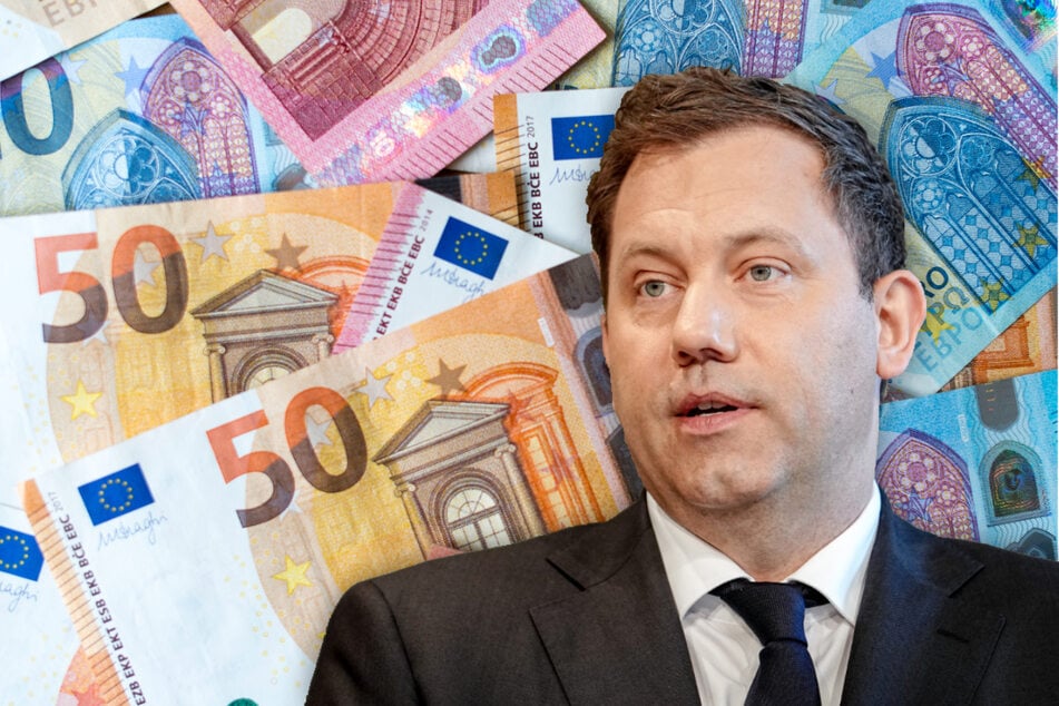 Historisch großes Haushaltsloch: Finanzminister steht unter Druck