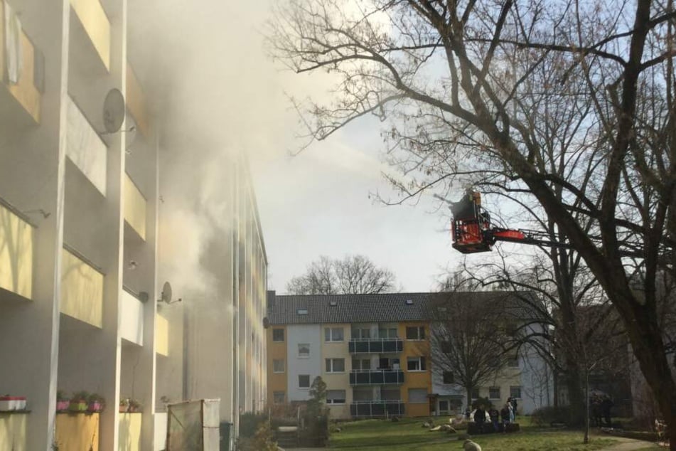 Bei dem Brand in Bonn starb ein Mensch.