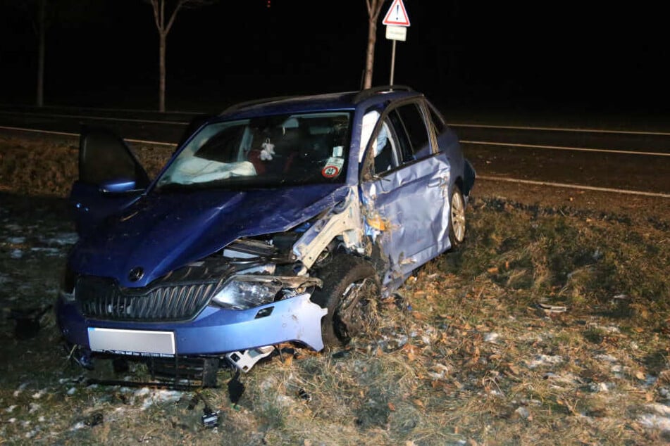 Der Skoda-Fahrer erlitt bei dem Crash leichte Verletzungen.