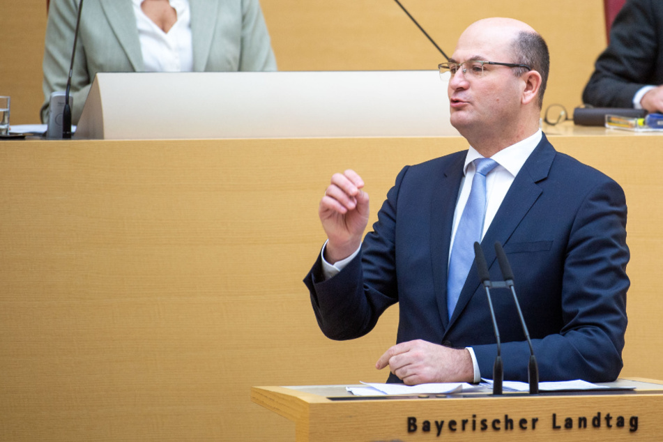 Schuldenbremse lockern? Bayern geht auf Konfrontation