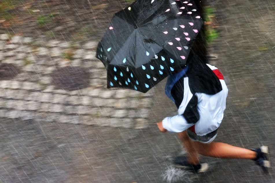 Am Samstagabend soll es erneut zu starken Gewittern in der Hauptstadt kommen. (Symbolbild)