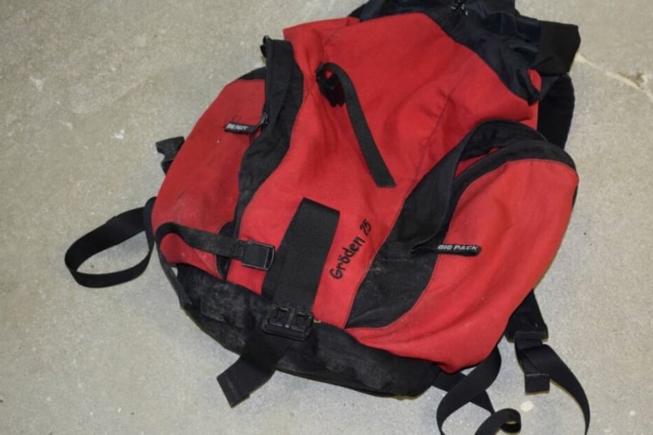 Auch ein Rucksack lag an der Fundstelle.