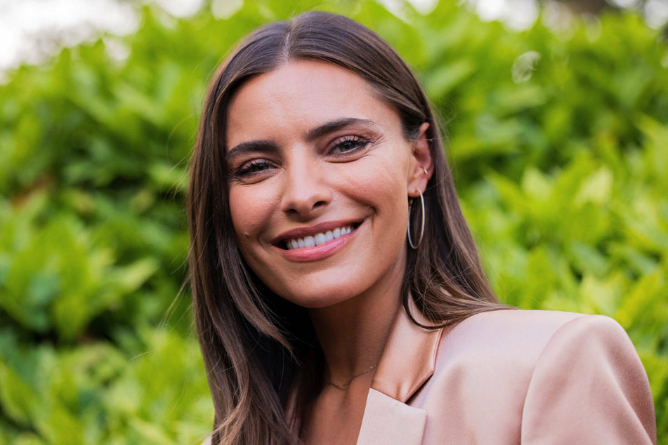 Sophia Thomalla (31) hat bei Instagram ihren eigenen Podcast angekündigt.