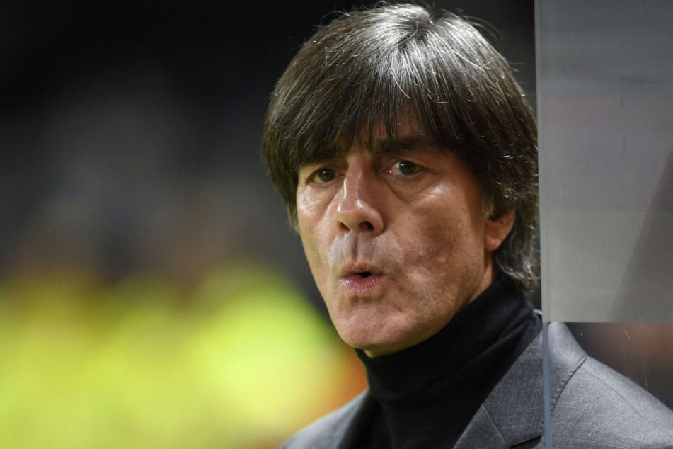 Bundestrainer Joachim Löwe wird sich sicher über den neuen Bus freuen.