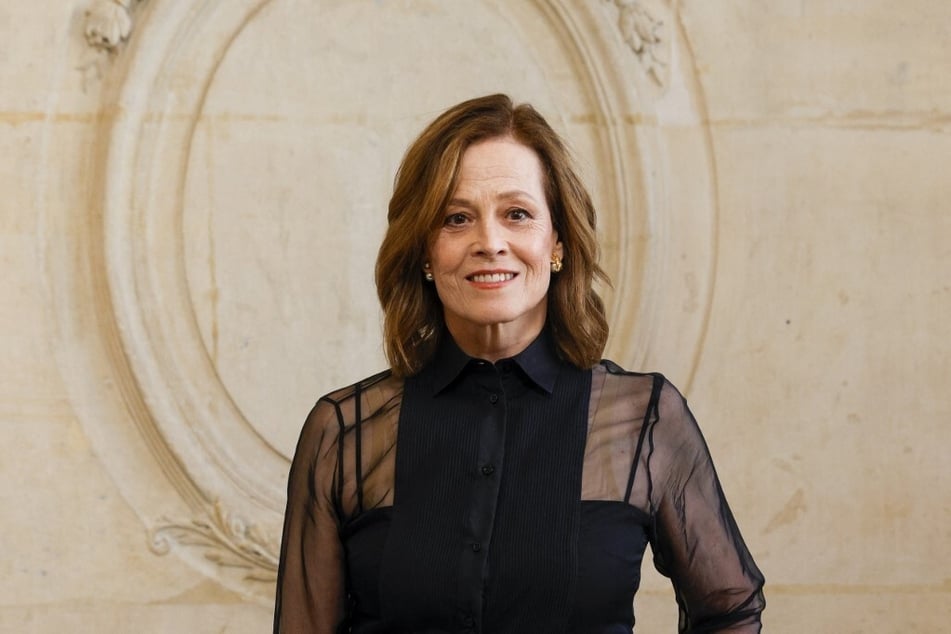 Sigourney Weaver said in a recent interview that she has no plans to retire and that's she is okay with being "the oldest person on the set."