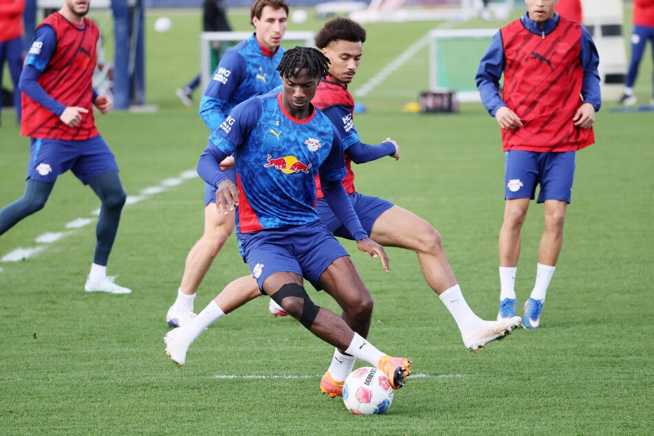 Ezechiel Banzuzi bekommt gegen den VfB Stuttgart seine Startelf-Chance.