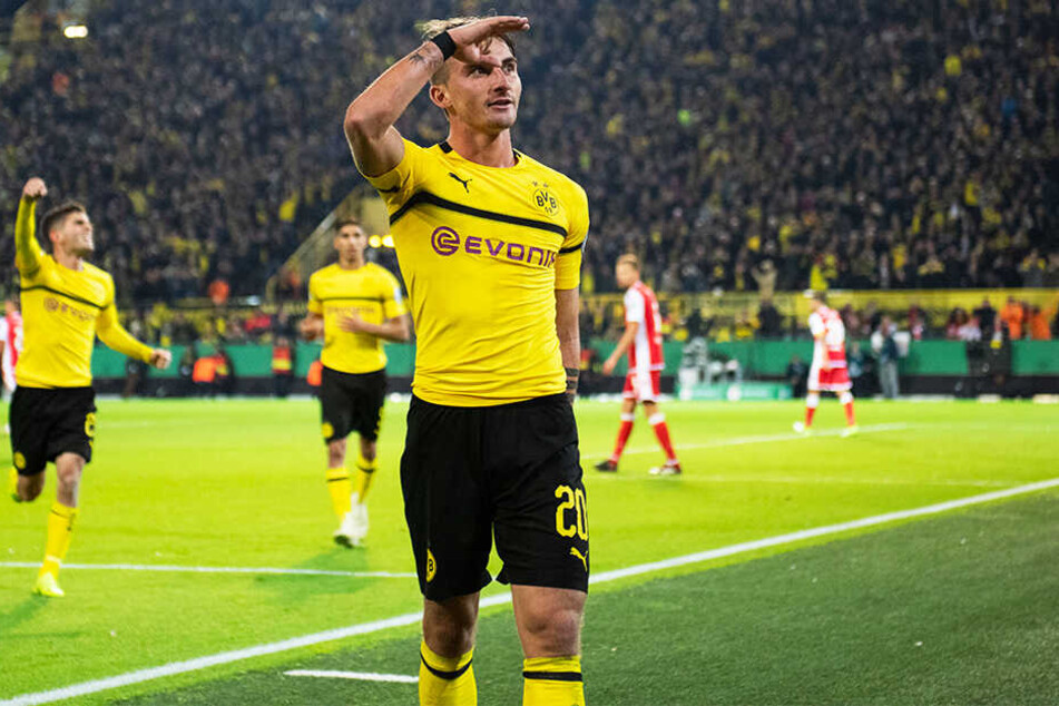BVB-Angreifer Maximilian Philipp wird neuerdings auch vom Premier-League-Club Newcastle United umworben.