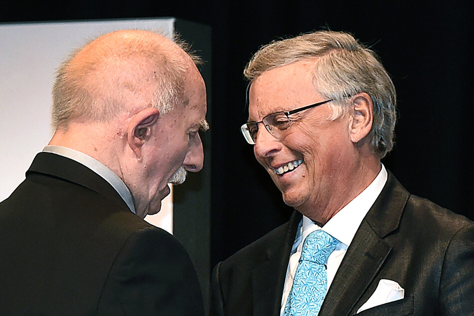März 2017: Hier war die Welt noch in Ordnung zwischen Werner Hansch und Wolfgang Bosbach (r.)