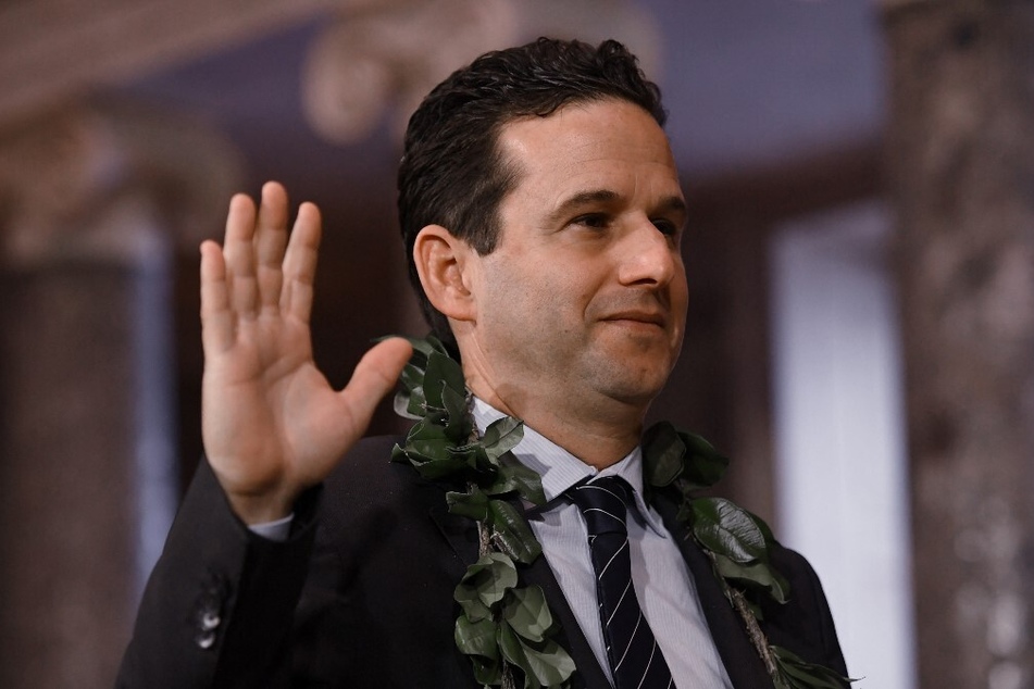 Hawaii Senator Brian Schatz led several of his colleagues in a new letter calling for the "compassionate release" of the American Indian Movement's Leonard Peltier.