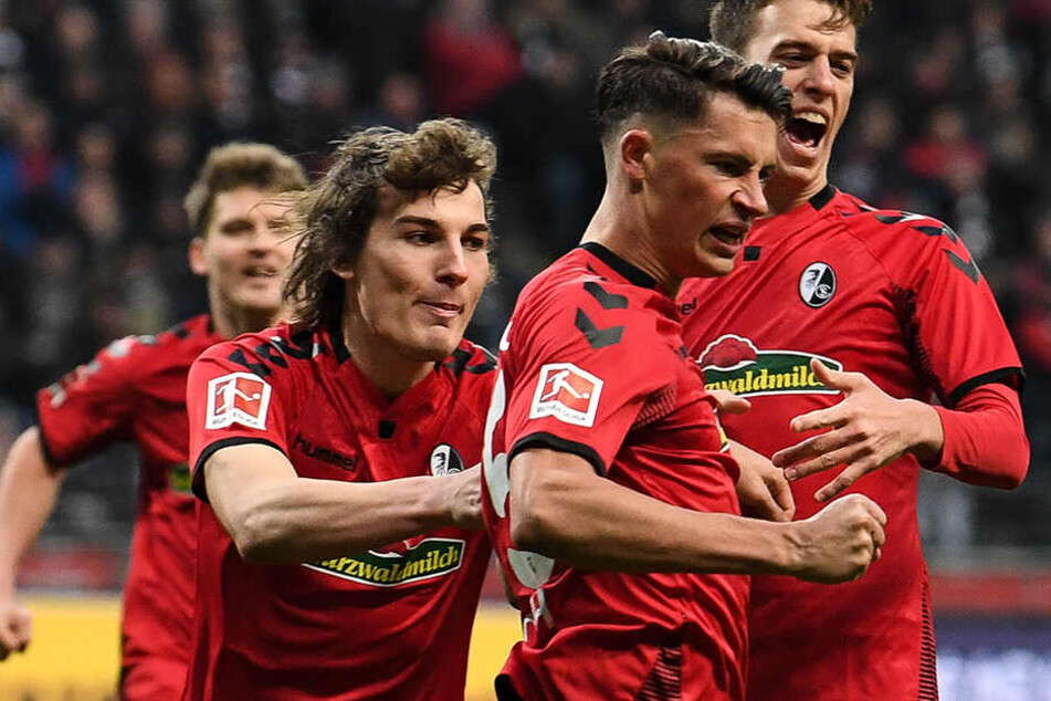Am 18. Januar 2018 schoss Koch auch sein erstes Bundesliga-Tor. Damals am 18. Spieltag bei Eintracht Frankfurt.