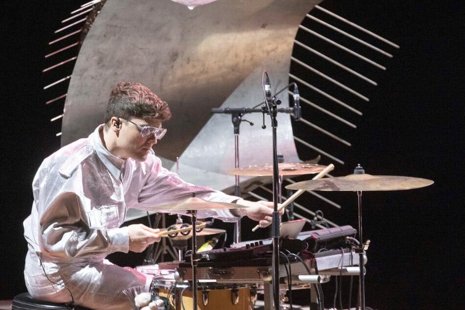 ... und Demian Kappenstein (42) haben sich von den überraschenden Wendungen in Mozarts Musik selbst inspirieren lassen und können sich vorstellen, diesen Aspekt in ihrem nächsten Album zu berücksichtigen.