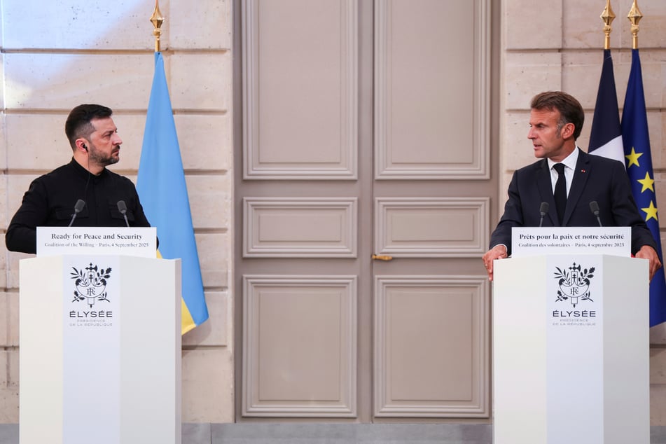 Der ukrainische Präsident Wolodymyr Selenskyj (47) und Frankreichs Präsident Emmanuel Macron (47) bei der gemeinsamen PK.