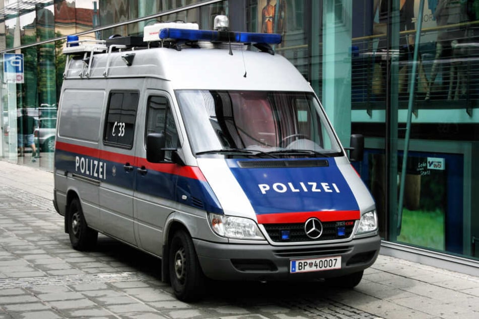 Die Polizei ermittelt zum Täter. (Symbolbild)