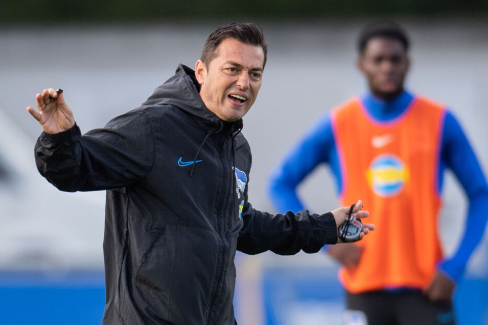 Hertha-Trainer Ante Covic will in Augsburg unbedingt punkten.