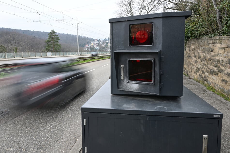 15 Mal fuhr der junge Motorradlenker vorsätzlich zu schnell in unterschiedliche Blitzeranlagen in Rüsselsheim.