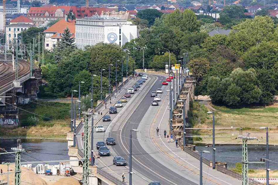 Unfälle gab es am Beginn und am Ende der Marienbrücke. Die Stadt hat beide Bereiche mittlerweile entschäft.