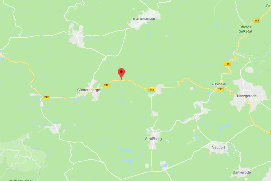 Der Unfall ereignete sich auf der B242 zwischen Siptenfelde und Güntersberge im Harz.