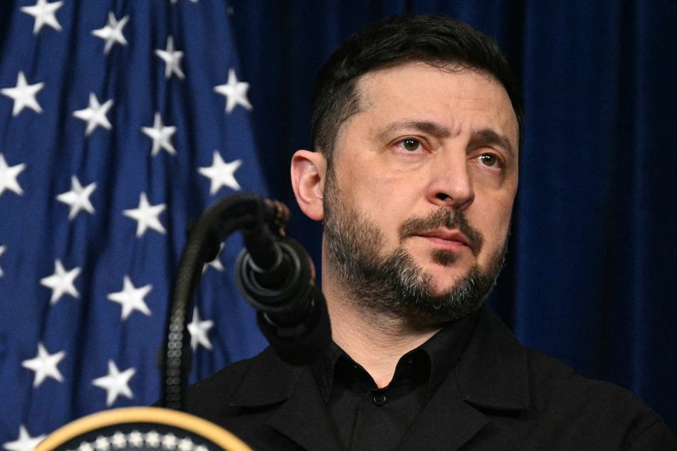 Volodymyr Zelensky will hold a meeting with leaders of Ukraine's allies in France as diplomatic efforts to end the war with Russia ramp up.