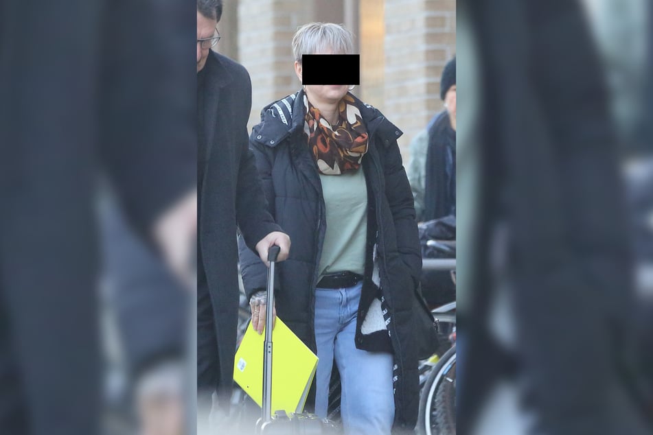 Susann E. (44) muss sich wegen mutmaßlicher NSU-Unterstützung in Dresden verantworten.