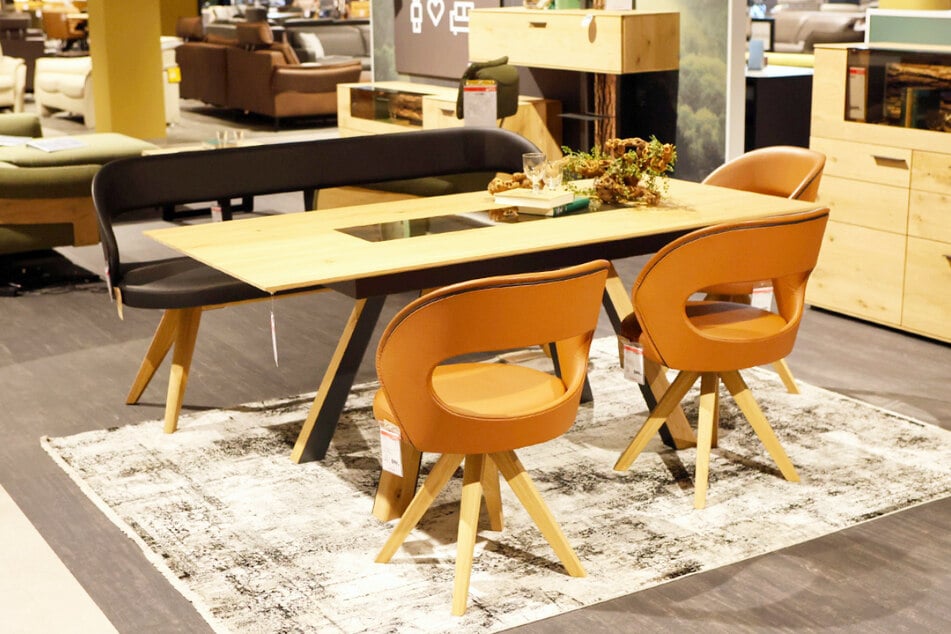 Möbelhaus lädt ab Freitag (24.4.) zum Spar-Shopping mit Aktionsprogramm