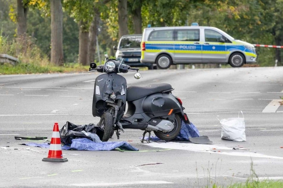 Bei dem Unfall kam ein 24-jähriger Rollerfahrer ums Leben. (Archivfoto)
