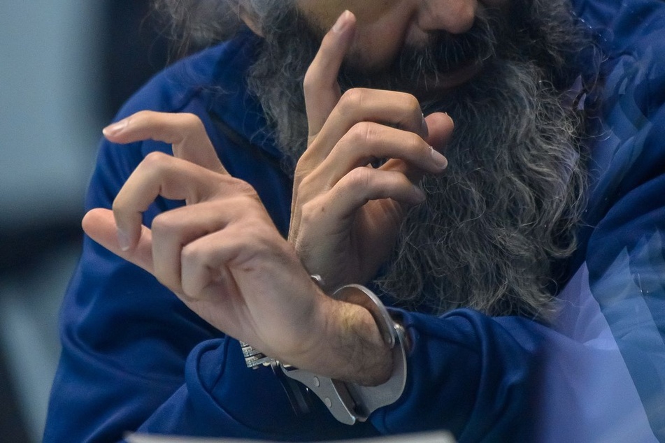 Die Nachfragen an die Augenzeugen werden am achten Prozesstag von der Verteidigung des Angeklagten gestellt.