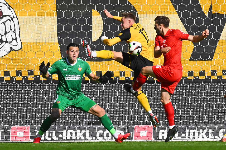 Aljaz Casar (M.) erwischte gegen Essen keinen guten Tag.