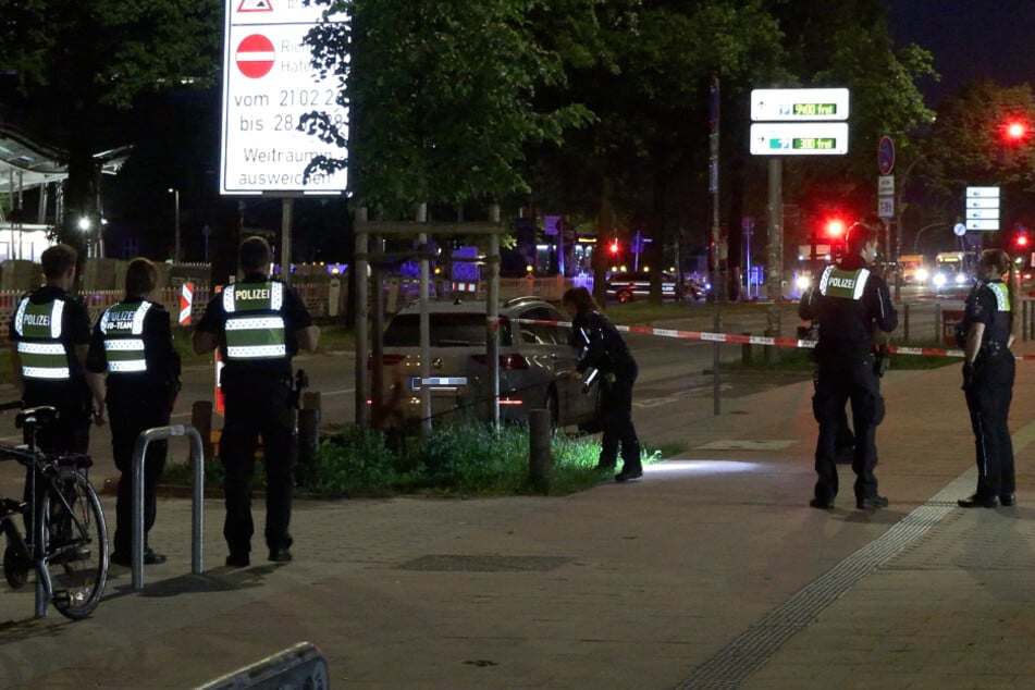 Die Polizei sicherte nach der Tat vor Ort Spuren.