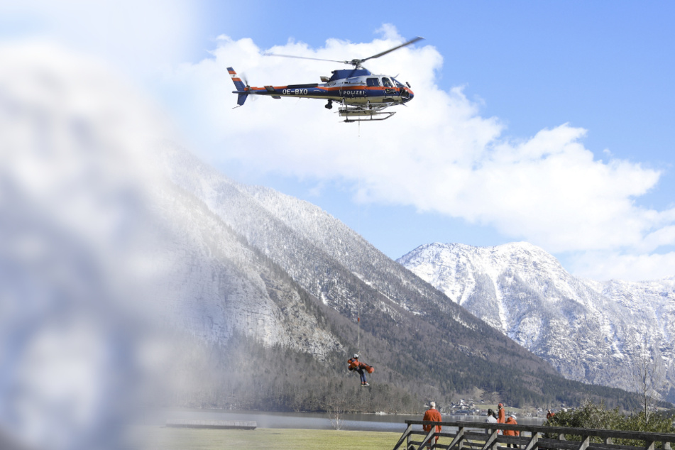 Tragödie im Dachsteingebirge: Lawine reißt Wandergruppe in den Tod