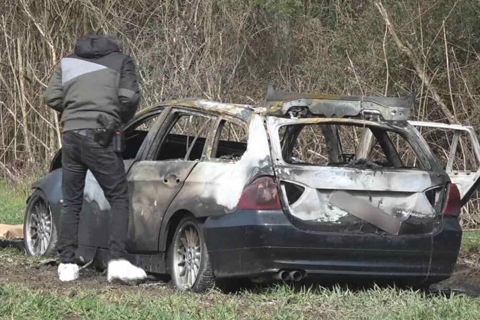 Zwei Männer sollen den BMW nach einem Überfall auf einem Geldtransporter zur Flucht genutzt haben.