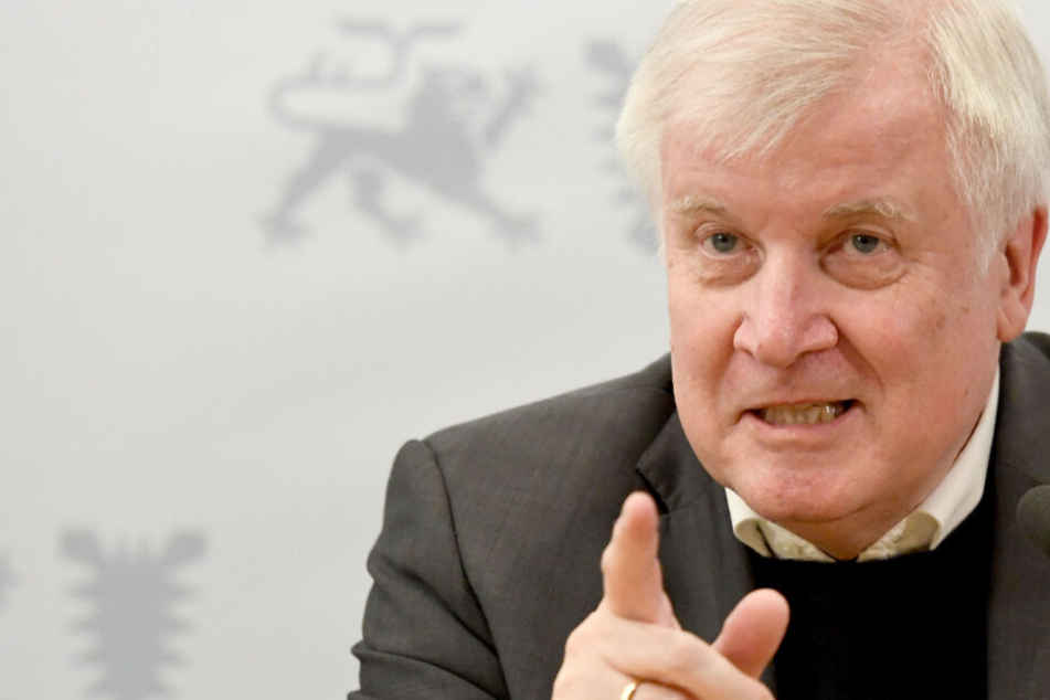 Horst Seehofer berichtete von einem Zwischenfall bei einem Hubschrauberflug.