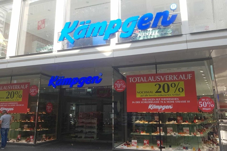 Die Filiale von Kämpgen auf der Schildergasse 120 in Köln schließt zum Ende Oktober 2020.