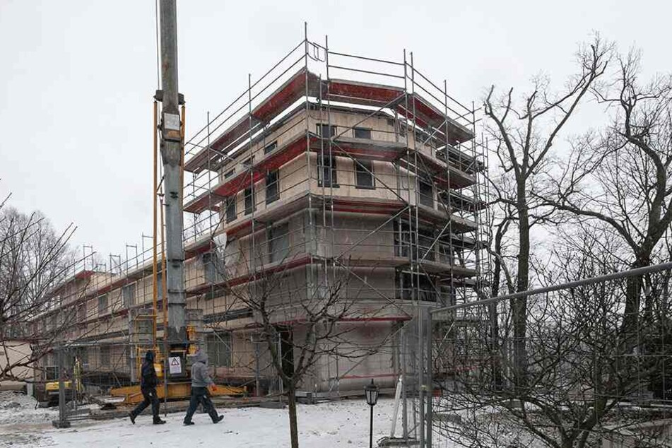 Am Seeflügel des Hotels "Bei Schumann" wird kräftig gebaut. Im Februar soll Richtfest gefeiert werden.