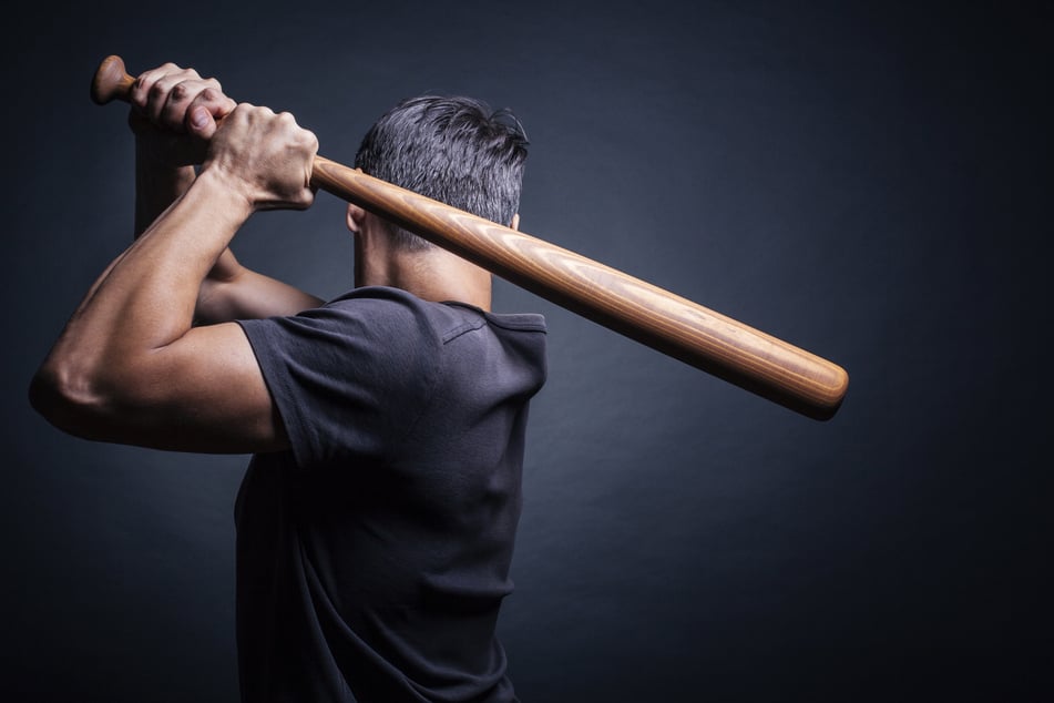 Bei der Schlägerei in Chemnitz-Gablenz soll laut Polizei auch ein Baseballschläger im Spiel gewesen sein. (Symbolbild)
